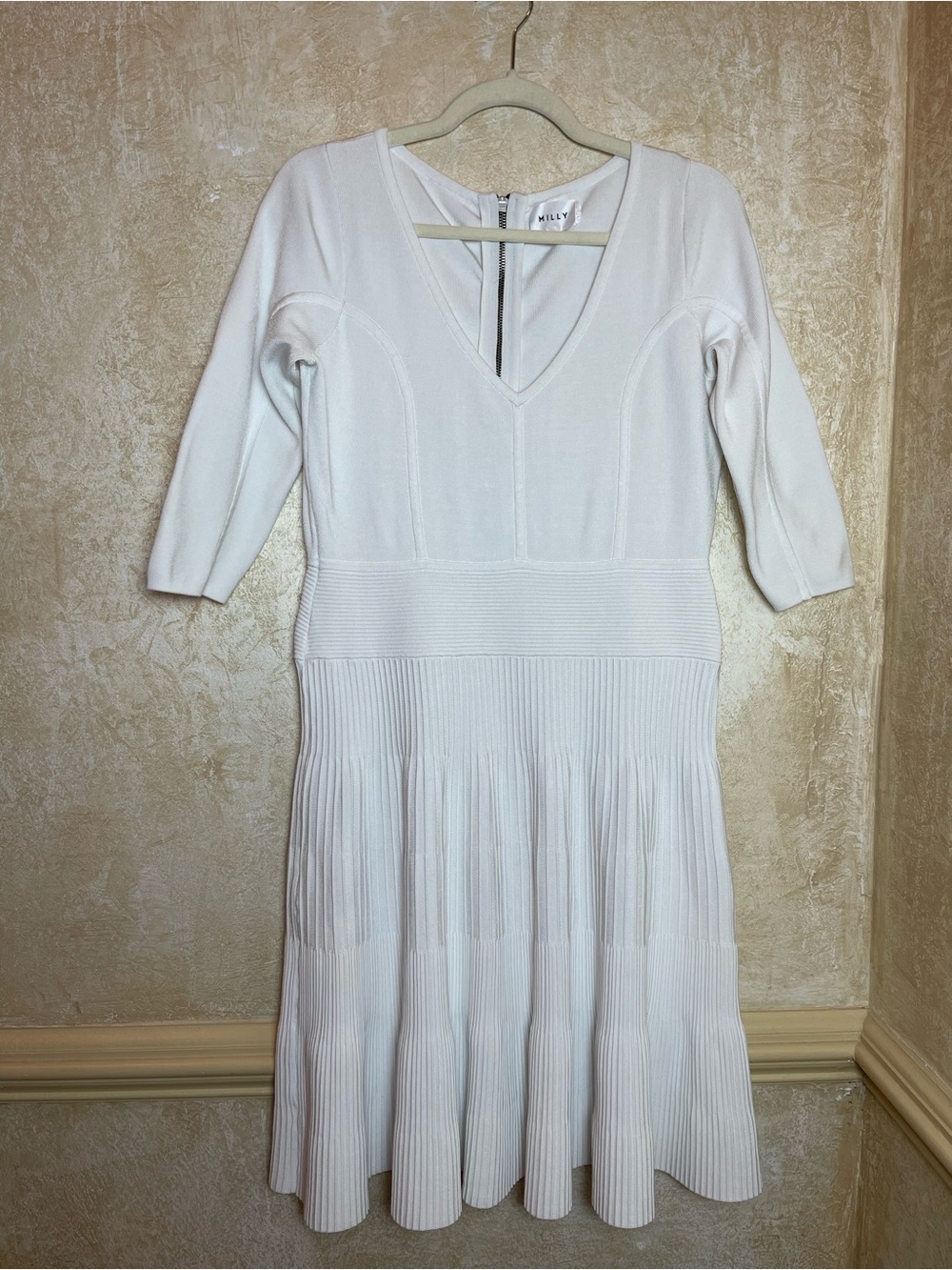 Milly White Fit and Flare Bandage Knit V-Neck Midi Dress Long Sleeve Size Large - Picture 4 of 13